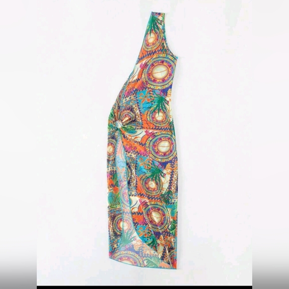 One Shoulder Swimsuit Cover-Up - Picture 5 of 6